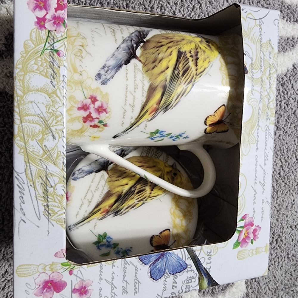 Kent pottery cup and top